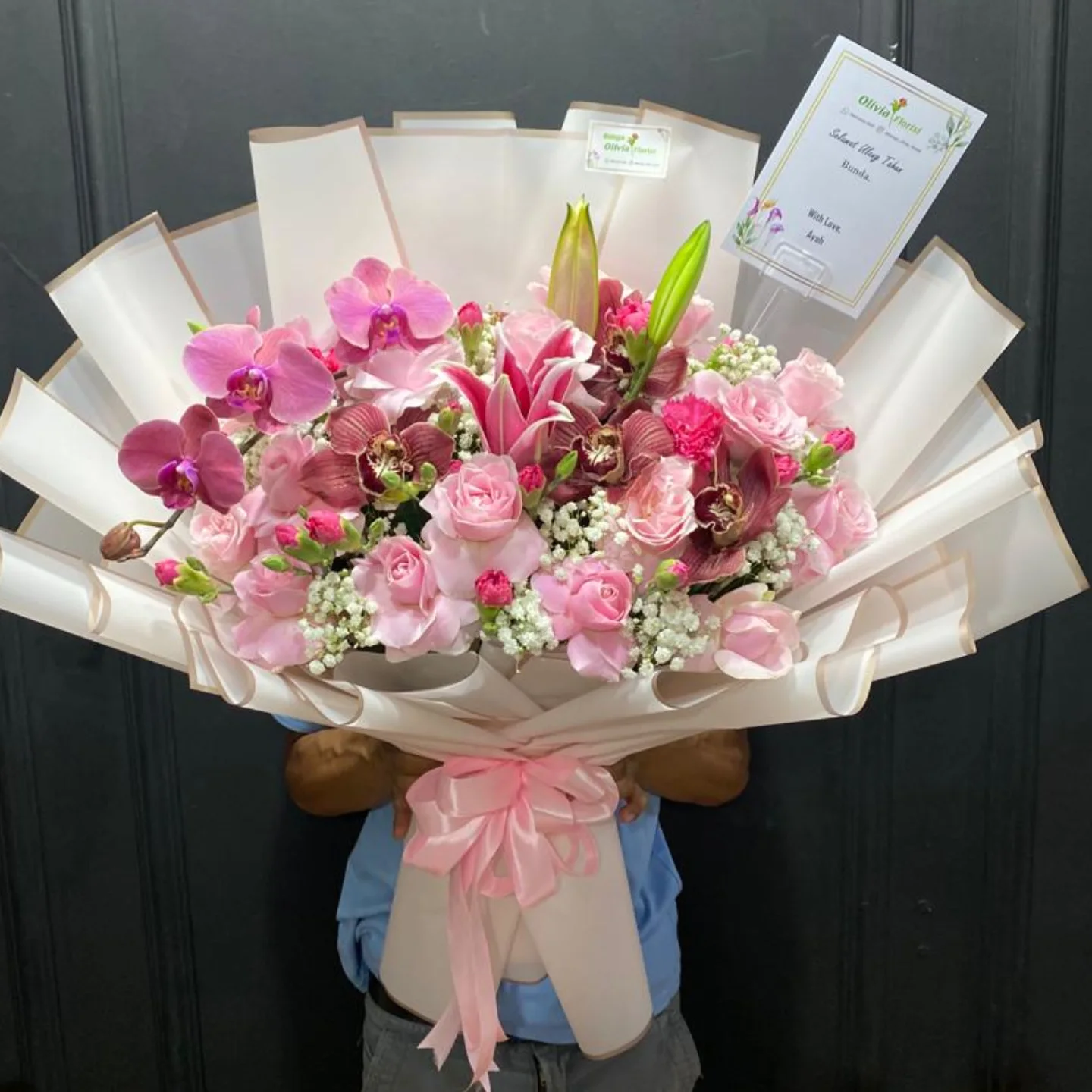 Hand Bouquet WF-BHB-MW-040 untuk anniversary - IndoFlorist Jakarta, mulai Rp 900rb