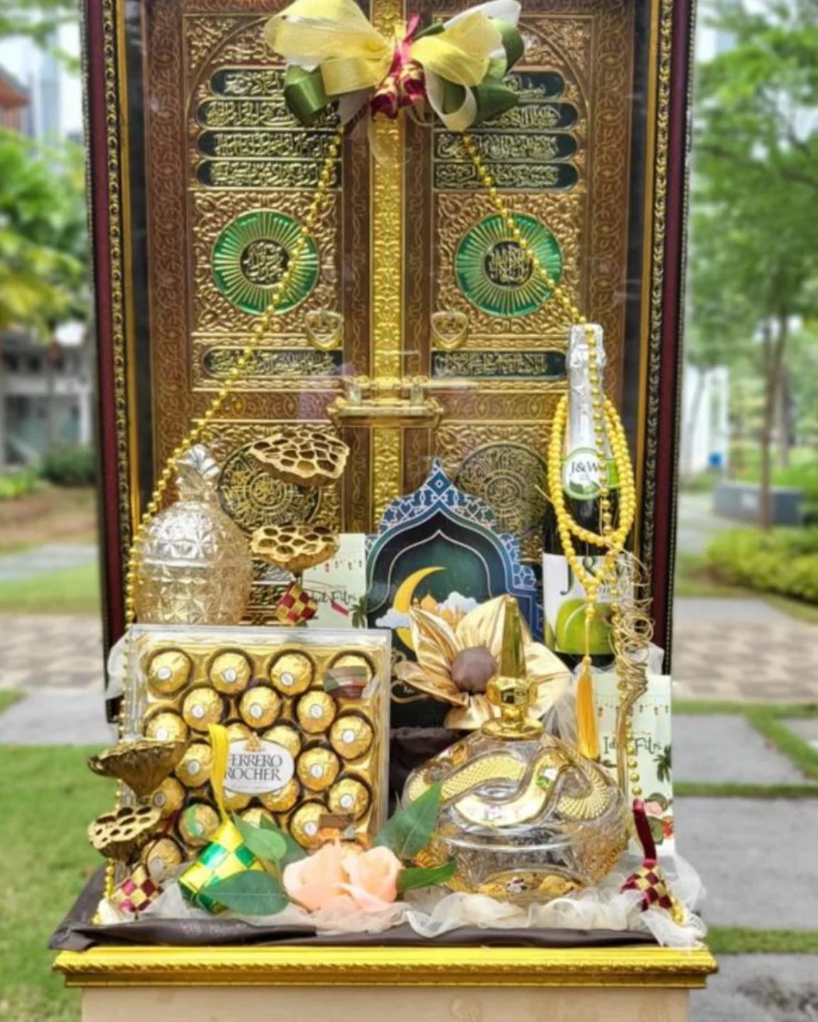 Parcel Lebaran WF-KHA-AHA - IndoFlorist