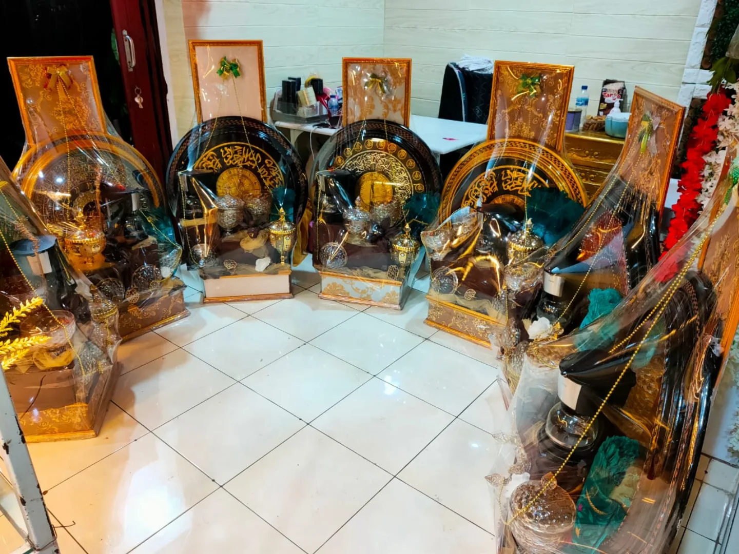 Parcel Lebaran WF-PCL-046 - IndoFlorist