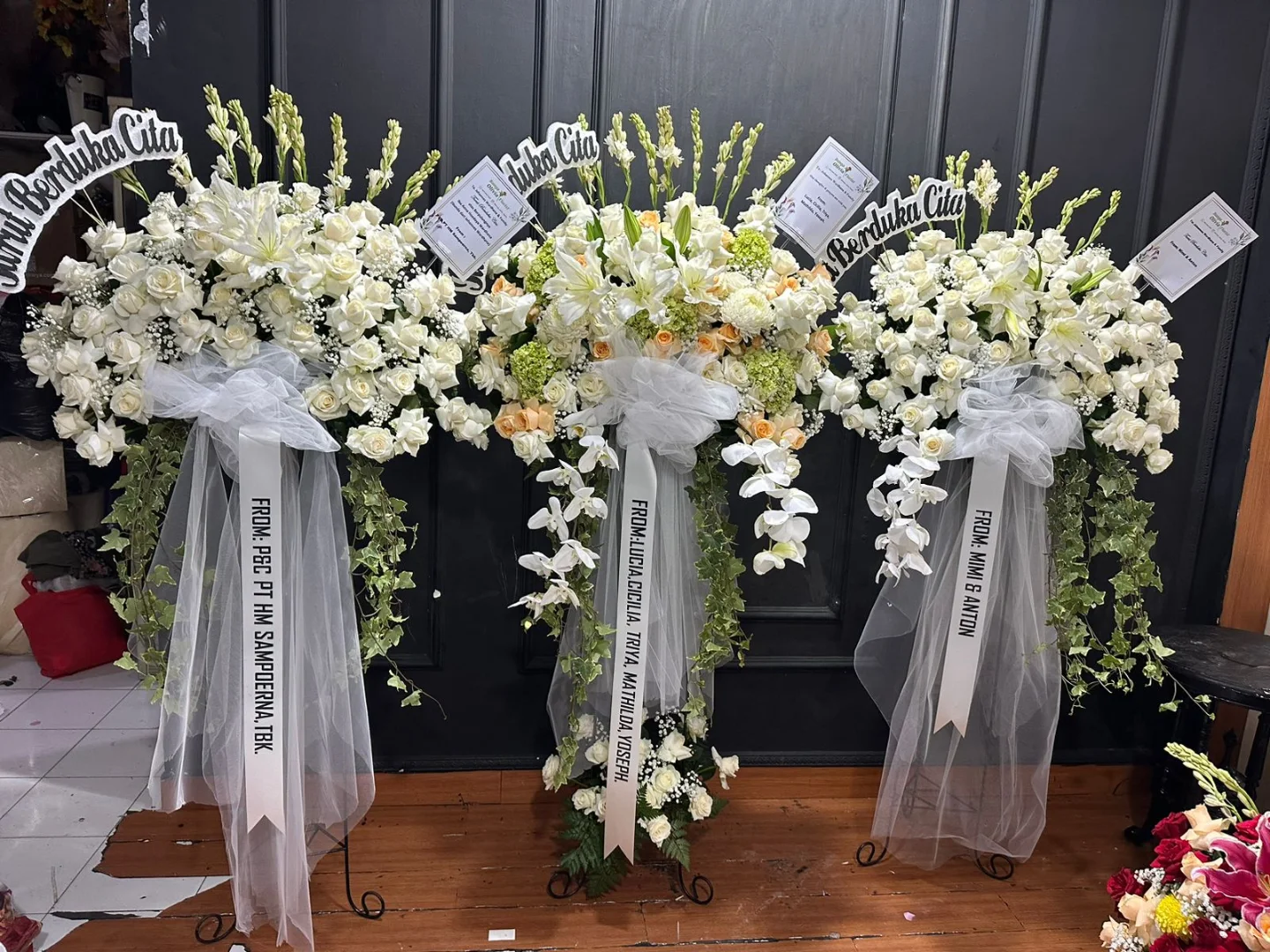 Standing Flower Elegan WF-STD-0 untuk peresmian - IndoFlorist Jakarta, mulai Rp 1 jt